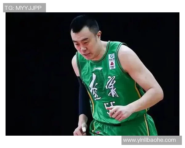 韩德君的篮球之路：从青涩少年到CBA传奇的成长历程与辉煌成就