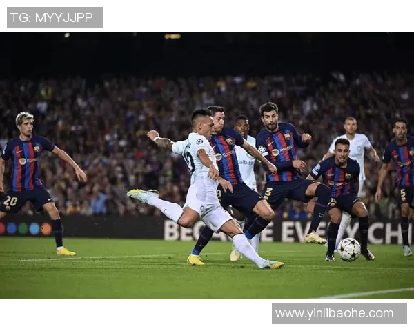 巴拉多与巴萨的巅峰对决谁能在这场较量中笑到最后