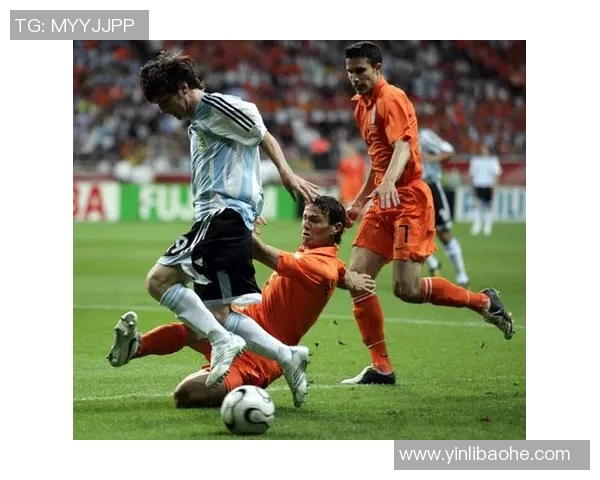 2001年阿根廷对阵中国足球友谊赛回顾与精彩瞬间分析 2001年阿根廷对阵中国足球友谊赛回顾与精彩瞬间分析