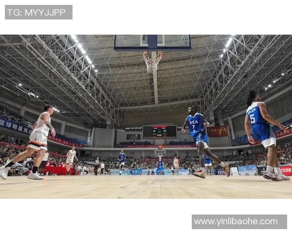 篮球明星户外探险之旅与球场内外的精彩瞬间分享